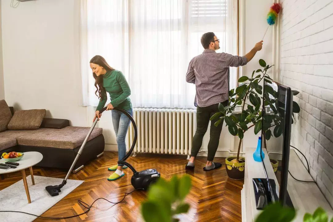 Green Clean Travel Landscape Banner (1080 × 720px) (4)